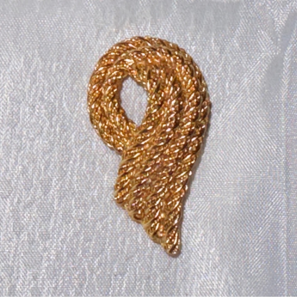 Dior Gold-Tone small Twisted Rope Statement Brooch pin Signed